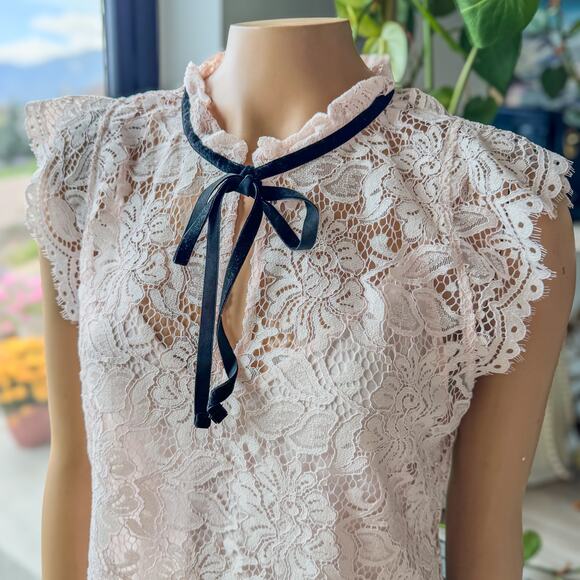 White House Black Market, Light Pink Lace High Neck Ruffled Top, Women's Large - Picture 5 of 10